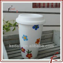 Caneca de parede dupla com design estrela